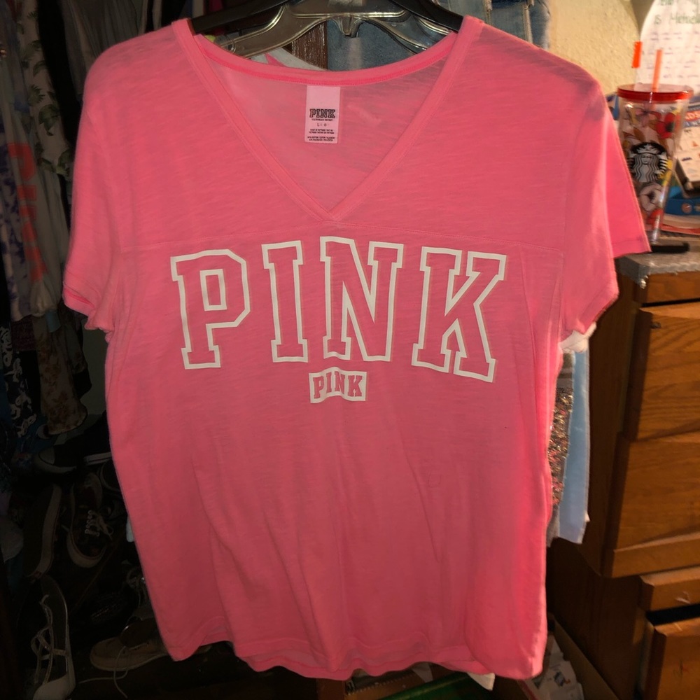 Pink v neck t-shirt